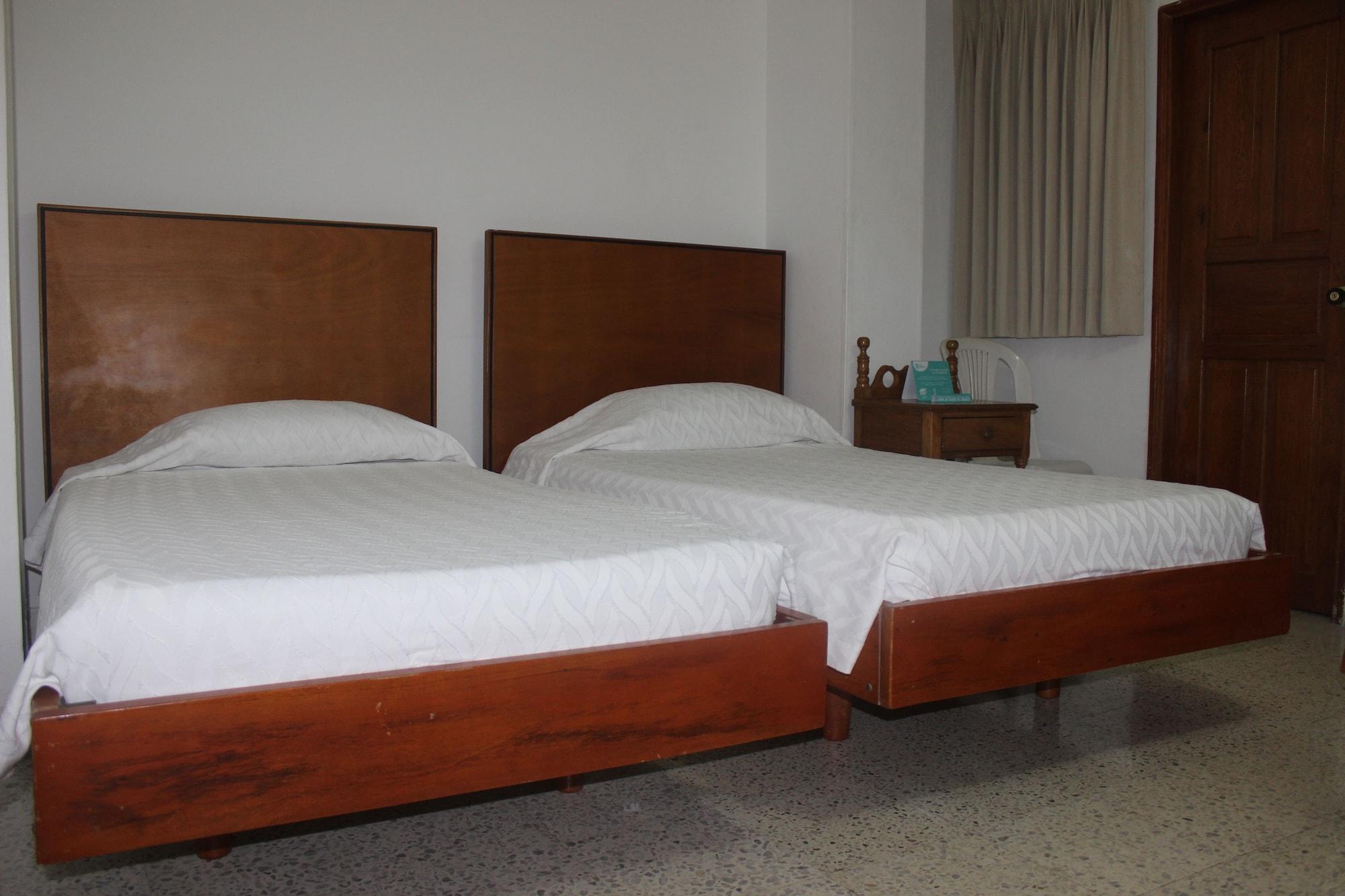 בארנקווילה Hotel Monterrey מראה חיצוני תמונה