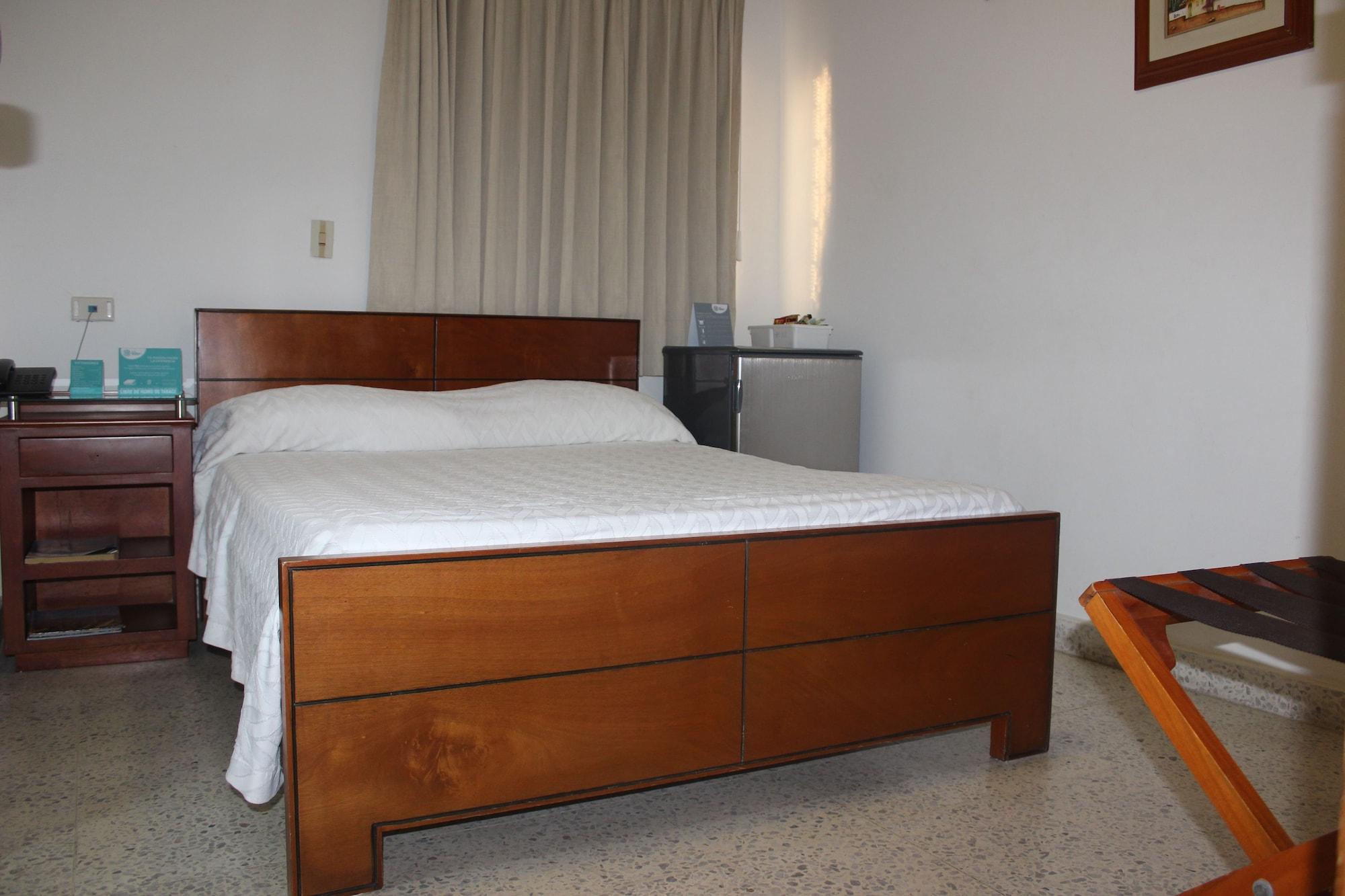 בארנקווילה Hotel Monterrey מראה חיצוני תמונה