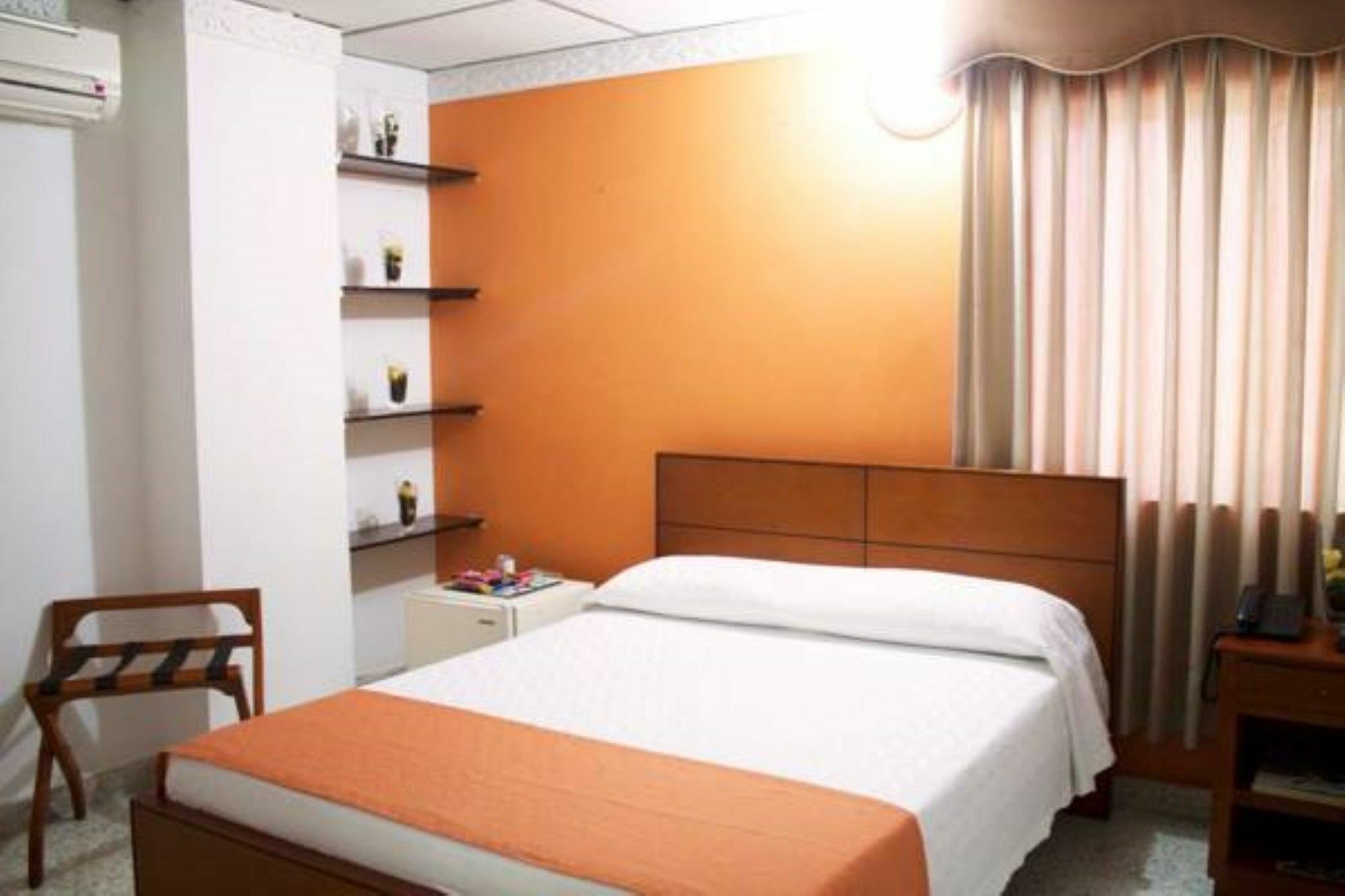 בארנקווילה Hotel Monterrey מראה חיצוני תמונה